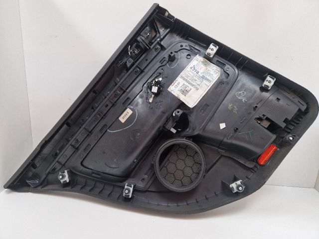 bontott VW GOLF VI Jobb hátsó Ajtó Kárpit