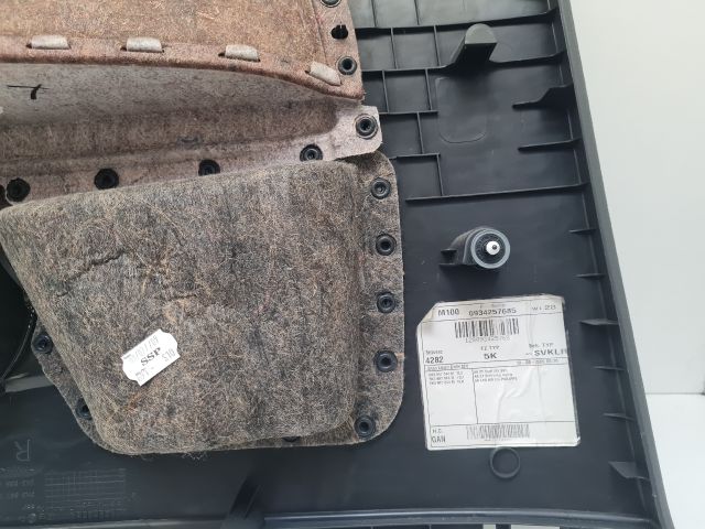 bontott VW GOLF VI Jobb hátsó Ajtó Kárpit