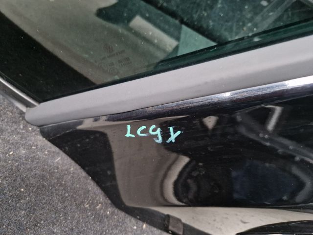 bontott VW GOLF VI Jobb hátsó Ajtó (Részeivel)