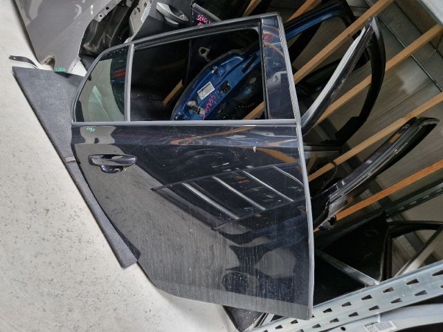 bontott VW GOLF VI Jobb hátsó Ajtó (Részeivel)