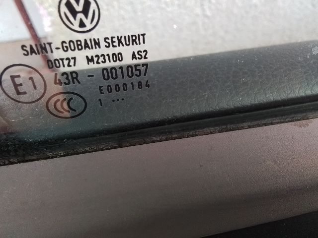 bontott VW GOLF VI Jobb hátsó Ajtó (Részeivel)