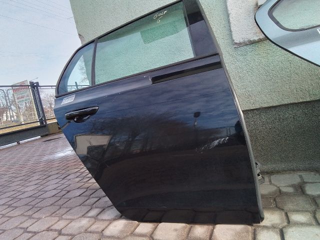 bontott VW GOLF VI Jobb hátsó Ajtó (Részeivel)