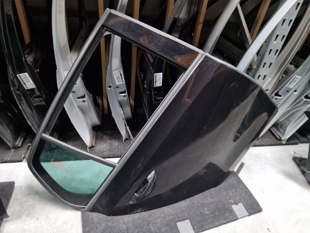 bontott VW GOLF VI Jobb hátsó Ajtó (Részeivel)