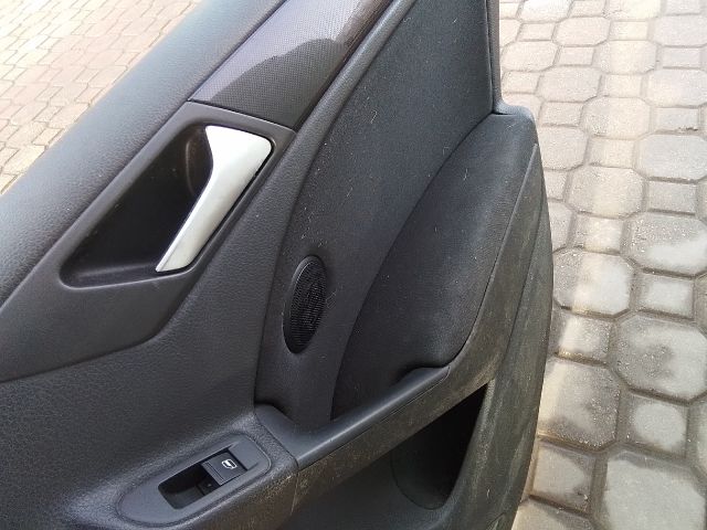 bontott VW GOLF VI Jobb hátsó Ajtó (Részeivel)