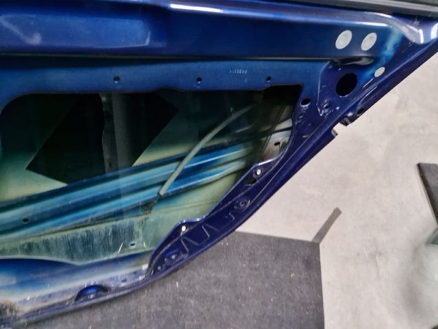 bontott VW GOLF VI Jobb hátsó Ajtó (Részeivel)