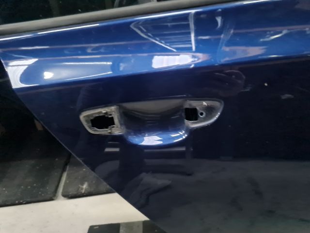 bontott VW GOLF VI Jobb hátsó Ajtó (Részeivel)