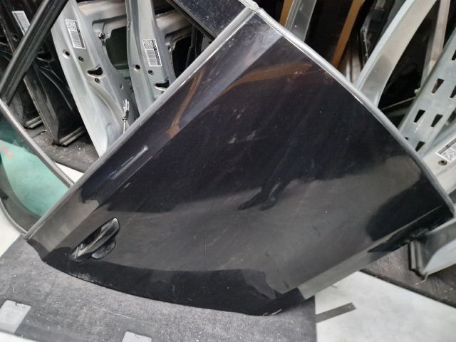 bontott VW GOLF VI Jobb hátsó Ajtó (Részeivel)