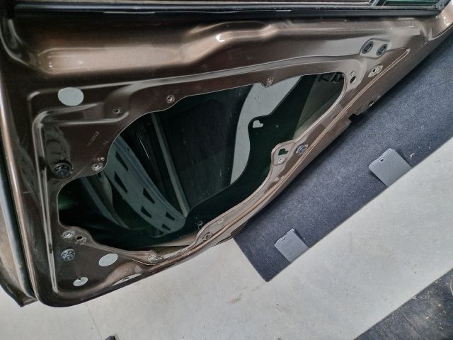 bontott VW GOLF VI Jobb hátsó Ajtó (Üres lemez)