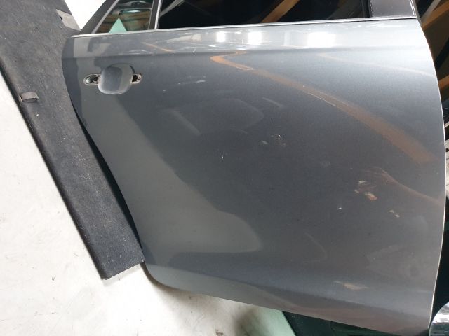 bontott VW GOLF VI Jobb hátsó Ajtó (Üres lemez)