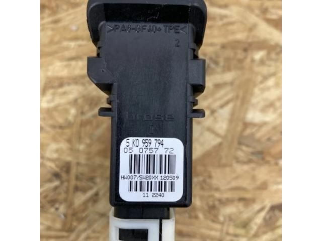 bontott VW GOLF VI Jobb hátsó Ajtó Vezérlőegység