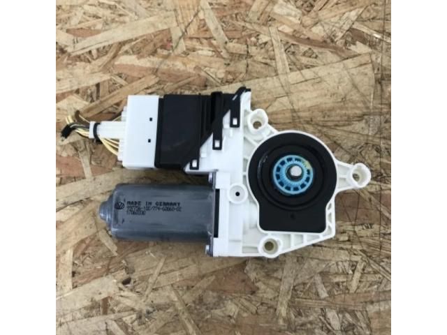 bontott VW GOLF VI Jobb hátsó Ajtó Vezérlőegység