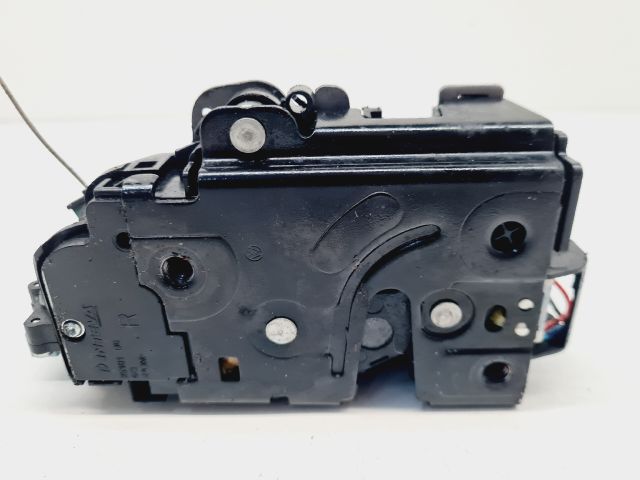 bontott VW GOLF VI Jobb hátsó Ajtózár