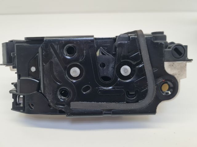 bontott VW GOLF VI Jobb hátsó Ajtózár