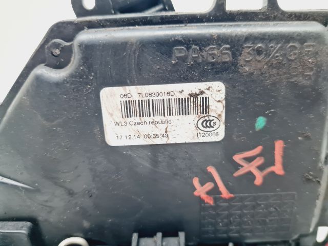 bontott VW GOLF VI Jobb hátsó Ajtózár