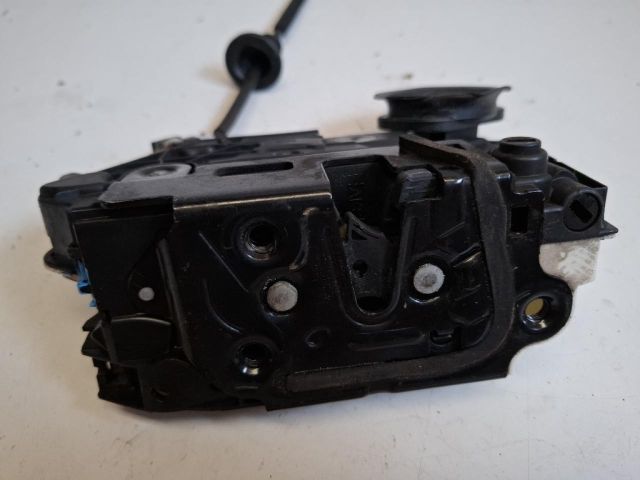 bontott VW GOLF VI Jobb hátsó Ajtózár