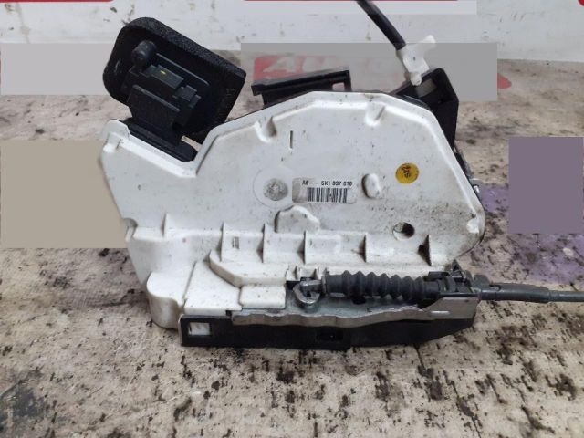 bontott VW GOLF VI Jobb hátsó Ajtózár