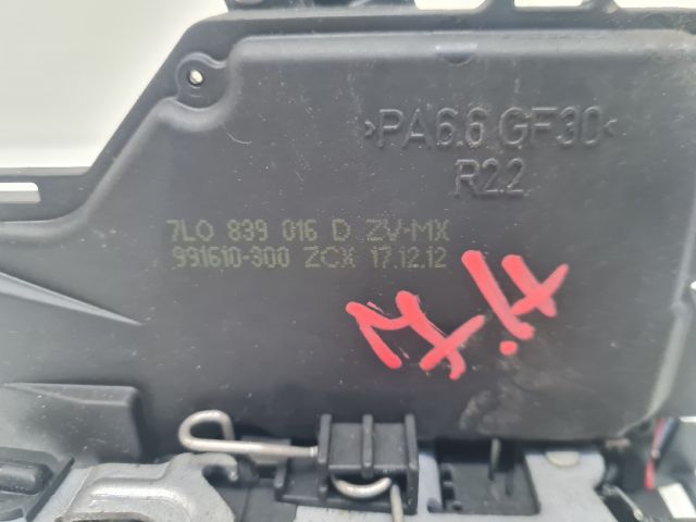 bontott VW GOLF VI Jobb hátsó Ajtózár