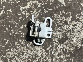 bontott VW GOLF VI Jobb hátsó Alsó Zsanér