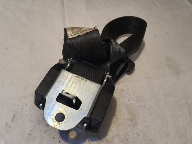 bontott VW GOLF VI Jobb hátsó Biztonsági Öv