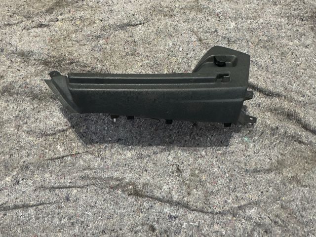 bontott VW GOLF VI Jobb hátsó Csomagtér Burkolat (Műanyag)