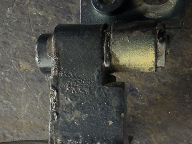 bontott VW GOLF VI Jobb hátsó Felső Zsanér