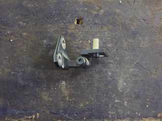 bontott VW GOLF VI Jobb hátsó Felső Zsanér