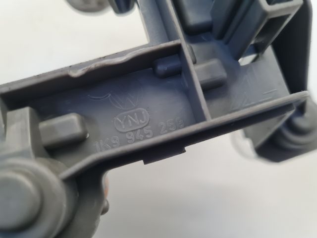 bontott VW GOLF VI Jobb Hátsó Lámpa Foglalat