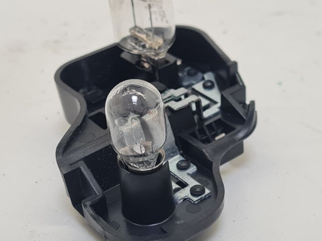 bontott VW GOLF VI Jobb Hátsó Lámpa Foglalat