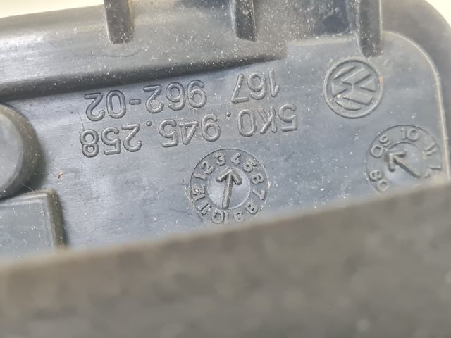 bontott VW GOLF VI Jobb Hátsó Lámpa Foglalat