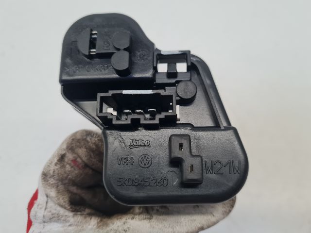 bontott VW GOLF VI Jobb Hátsó Lámpa Foglalat