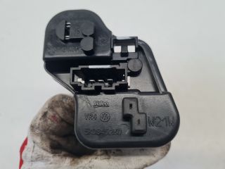 bontott VW GOLF VI Jobb Hátsó Lámpa Foglalat