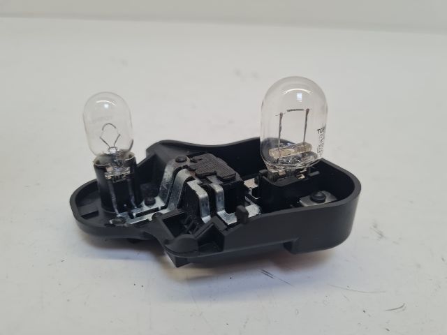 bontott VW GOLF VI Jobb Hátsó Lámpa Foglalat