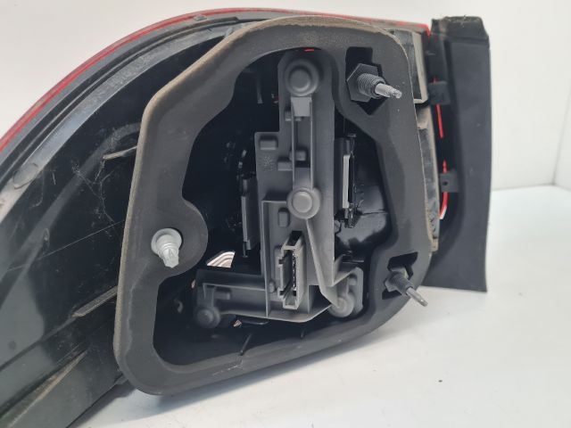 bontott VW GOLF VI Jobb Hátsó Lámpa