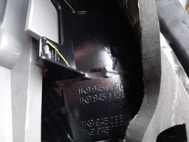 bontott VW GOLF VI Jobb Hátsó Lámpa