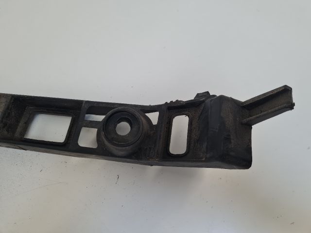 bontott VW GOLF VI Jobb hátsó Lökhárító Tartó (Műanyag)