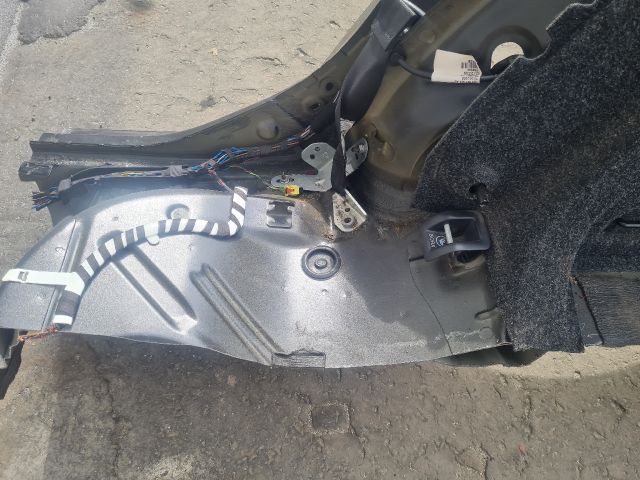 bontott VW GOLF VI Jobb hátsó Negyed Karosszéria Csomag