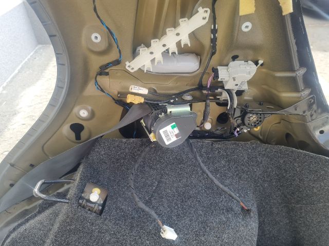 bontott VW GOLF VI Jobb hátsó Negyed Karosszéria Csomag