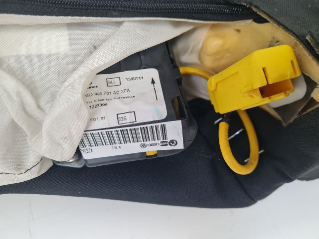 bontott VW GOLF VI Jobb hátsó Ülés Légzsák