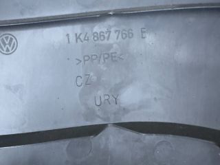 bontott VW GOLF VI Jobb hátsó Ülés melletti Kárpit