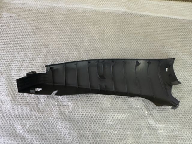 bontott VW GOLF VI Jobb hátsó Ülés melletti Kárpit