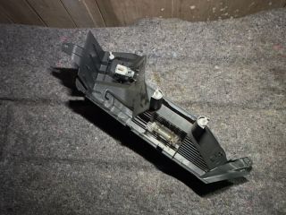 bontott VW GOLF VI Jobb Kalaptartó Tartó Konzol