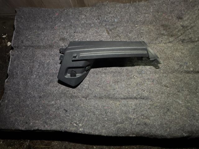 bontott VW GOLF VI Jobb Kalaptartó Tartó Konzol