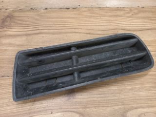 bontott VW GOLF VI Jobb Ködfényszóró Lámpakeret