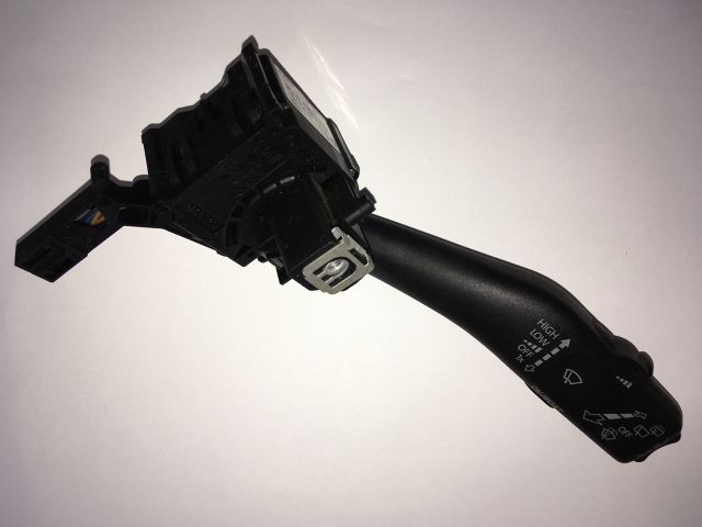 bontott VW GOLF VI Jobb Kormánykapcsoló Ablaktörlő