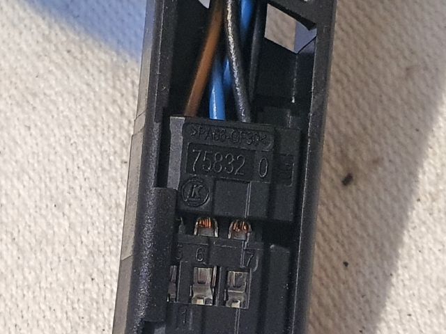 bontott VW GOLF VI Jobb Kormánykapcsoló Ablaktörlő