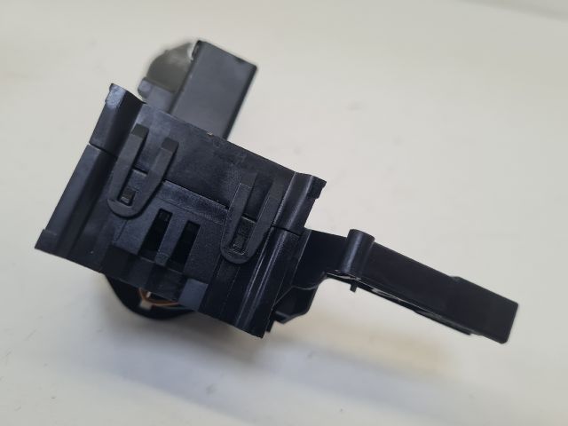 bontott VW GOLF VI Jobb Kormánykapcsoló Ablaktörlő