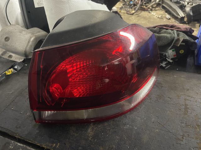 bontott VW GOLF VI Jobb Külső Hátsó Lámpa