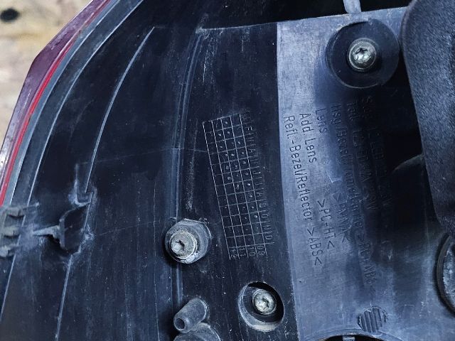 bontott VW GOLF VI Jobb Külső Hátsó Lámpa