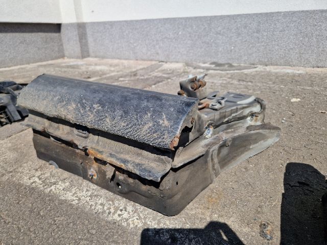 bontott VW GOLF VI Jobb Küszöb