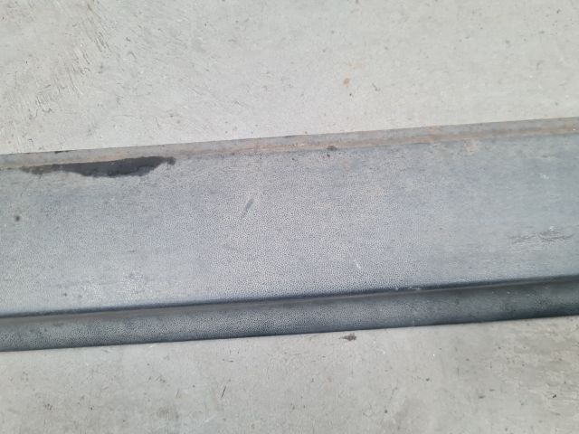 bontott VW GOLF VI Jobb Küszöb